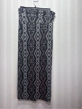 Western native Aztec Black and White Geometric Maxi Skirt